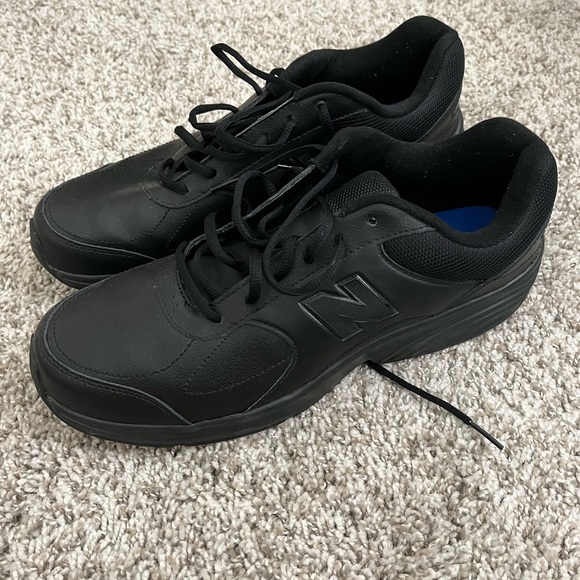 New Balance Shoes New Balance Men Black Tennis Shoe Poshmark